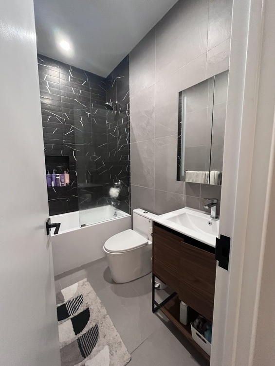 This is the 380,457th Apartment Listed on Leasebreak.com, the #1 site for shorter term NYC rentals.